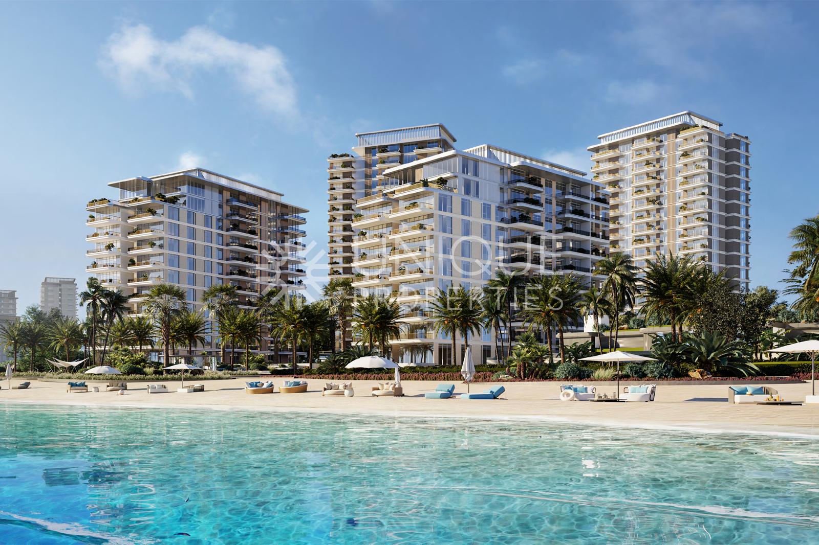 Beachfront Apartment | Water View | Bigger Size