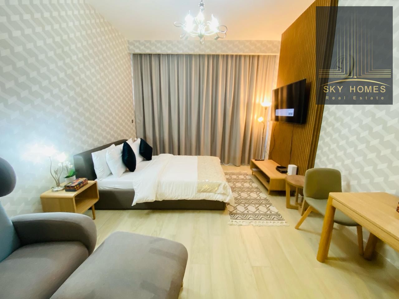HUGE SIZE // FULLY FURNISHED STUDIO APARTMENT WITH FREE CHILLER // 4 CHEQUES