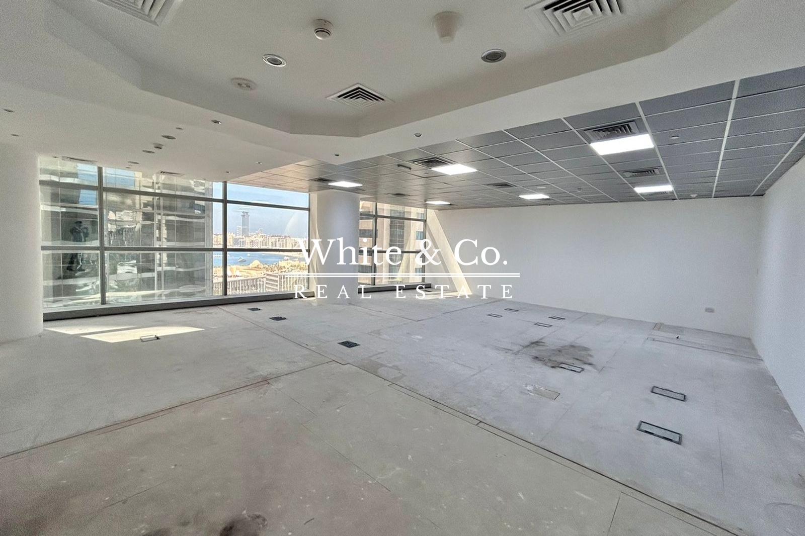 PRIME LOCATION | DDA LICENSE | VACANT