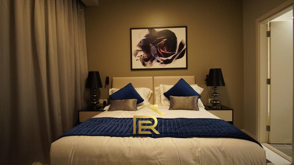 Spacious 1 BR Apartment in Artesia C for Sale