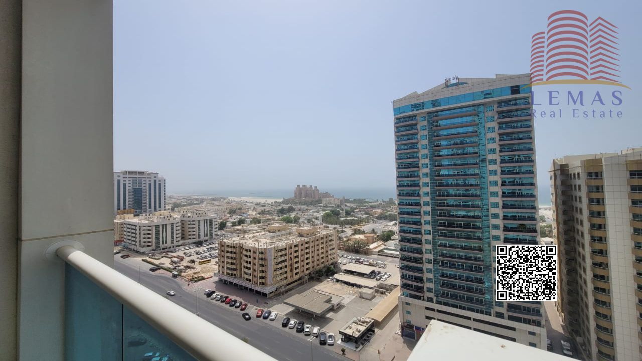 2bhk For sale cash Closed kitchen with sea view
