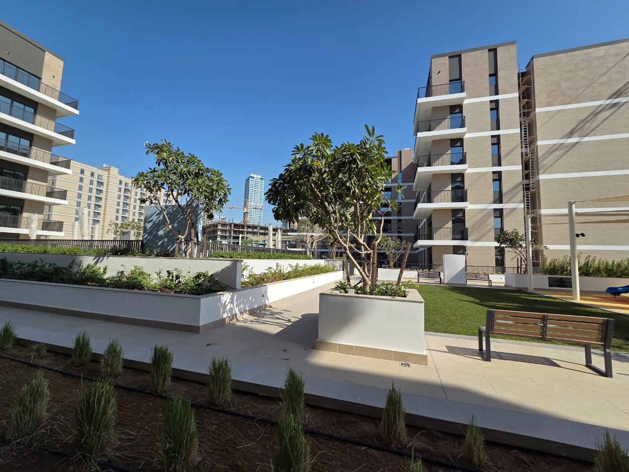 For Rent 3-Bedroom Apartment | Maryam Island – Jawaher 1
