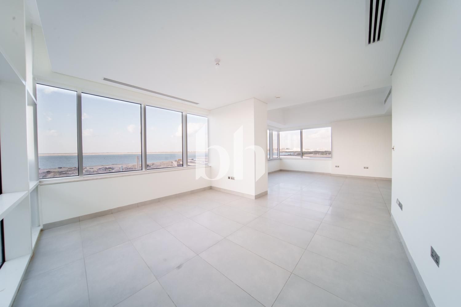 Spacious 3BR | Massive Terrace | Full Sea View