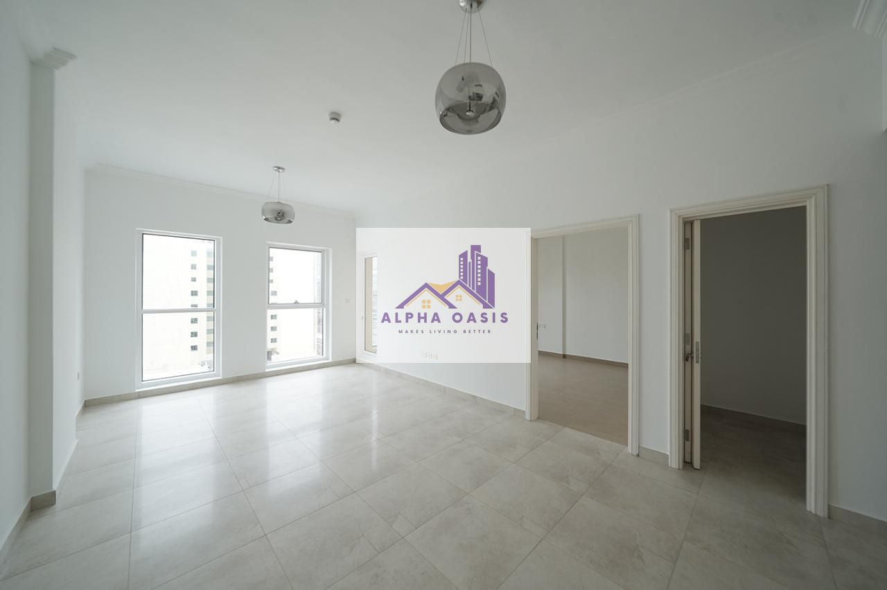 SEMI CLOSE KITCHEN /2 BATH/PRIME LOCATION/