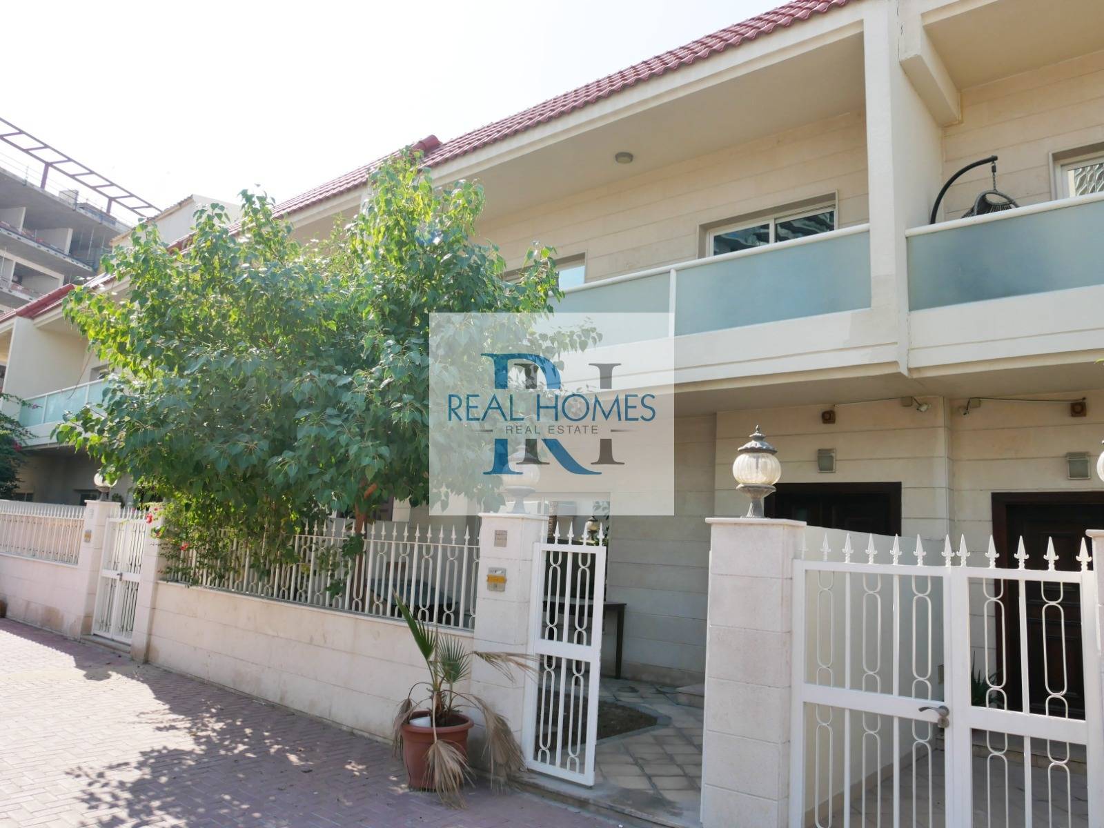 Serene Garden-Facing Villa | Spacious | Quiet Villa