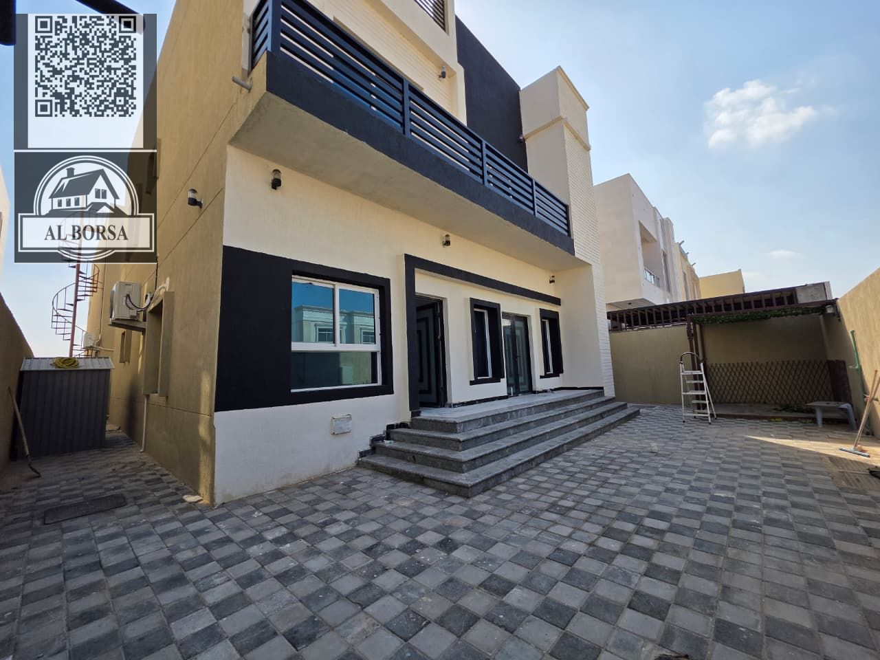 Villa for rent in Al Zahia – Ajman, 4 bedrooms + dressing room + lounge + majlis.