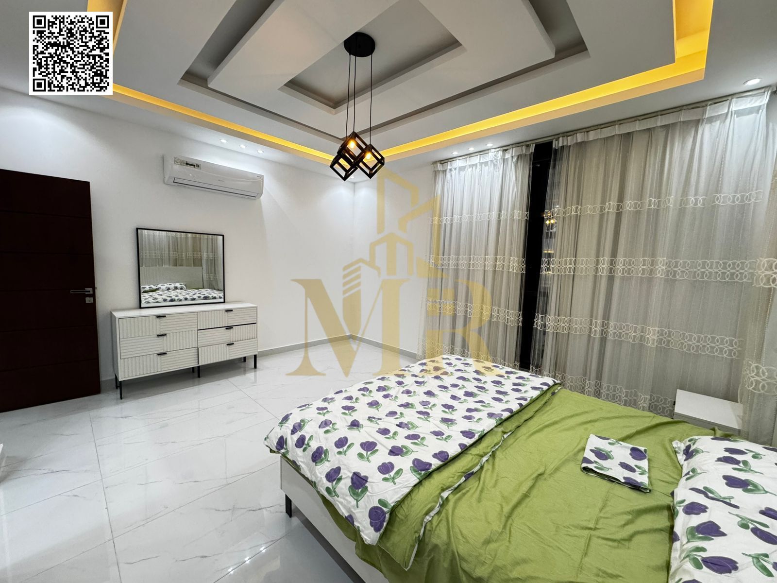 4BR Master Villa in a prime Yasmeen location, behind Yasmeen Park, price includes electricity, water & AC, Super Deluxe finishes.