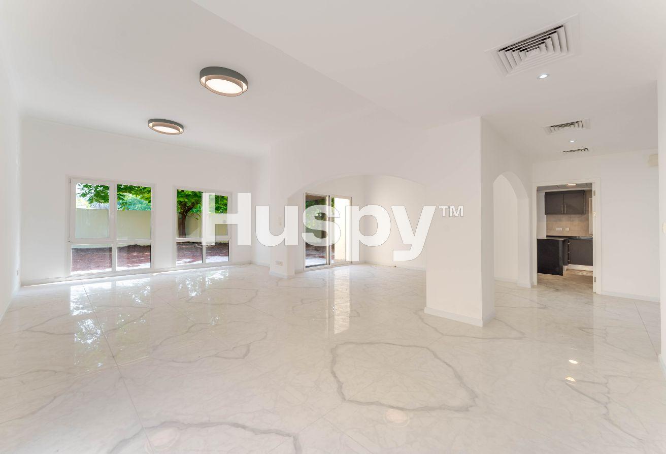 Vacant | Upgraded | Corner Unit