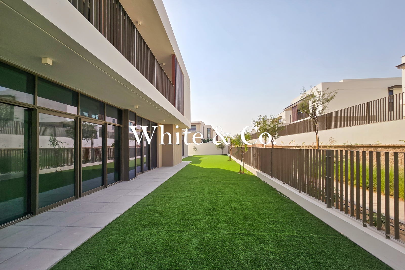 Close To Park | Green Backing | Private