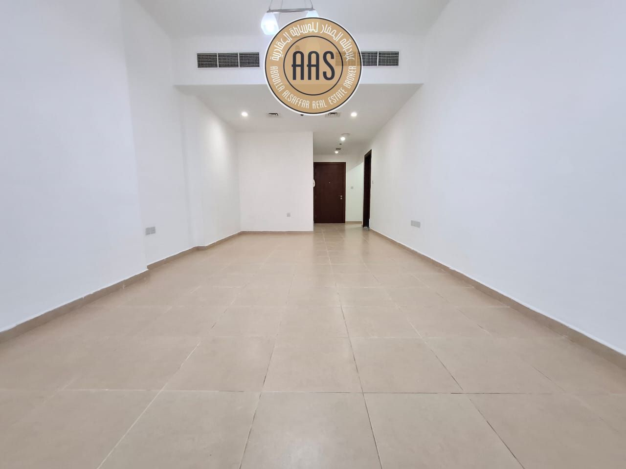 In prime location huge 2bhk with all amenities