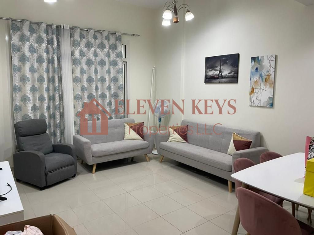 SPACIOUS MODREN STYEL 1 BEDROOM | NEAR BY VACANT | PRIME LOCATION