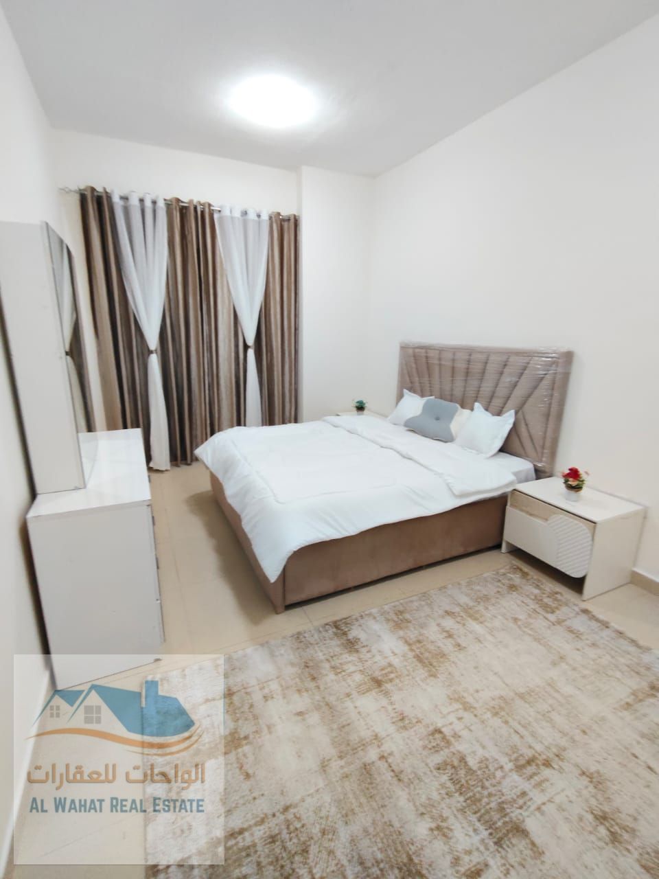 Furnished one-bedroom apartment for monthly rent in Ajman. First occupancy. Spacious. Opposite City Centre. Price: AED 4,500 inclusive of all bills.