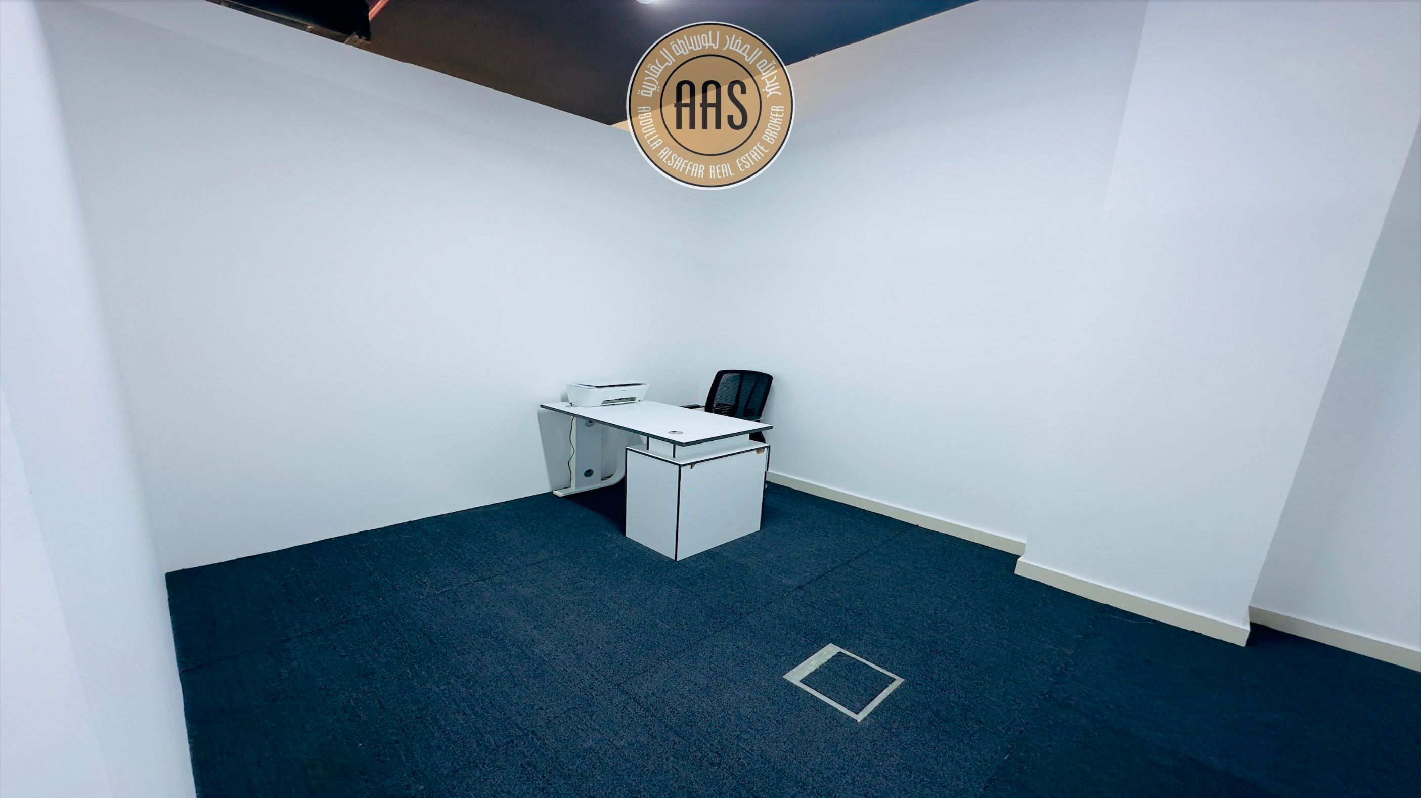 140SQFT SIZE BUSINESS CENTRE OFFICE FOR RENT ON YEARLY BASIS|UTILITIES BILL INCLUSIVES|BASEMENT PARKING LOT