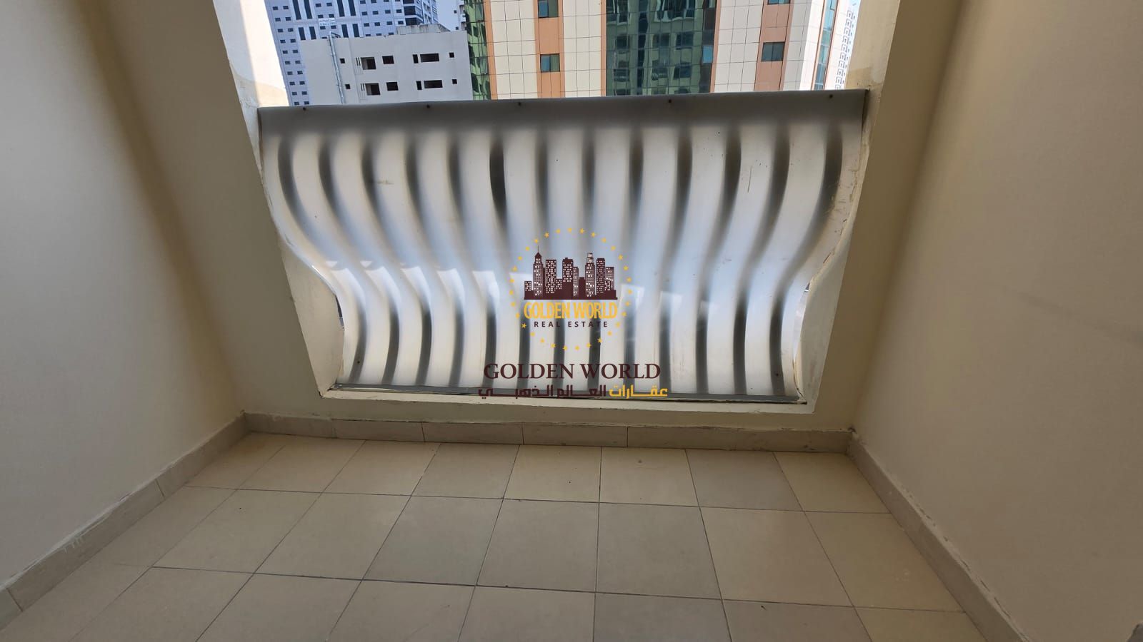 2BR apartment in Al Majaz 2 with kitchen balcony, open view, nice finishing, clean tower, 2 bathrooms, close to services. Rent AED 45,000.