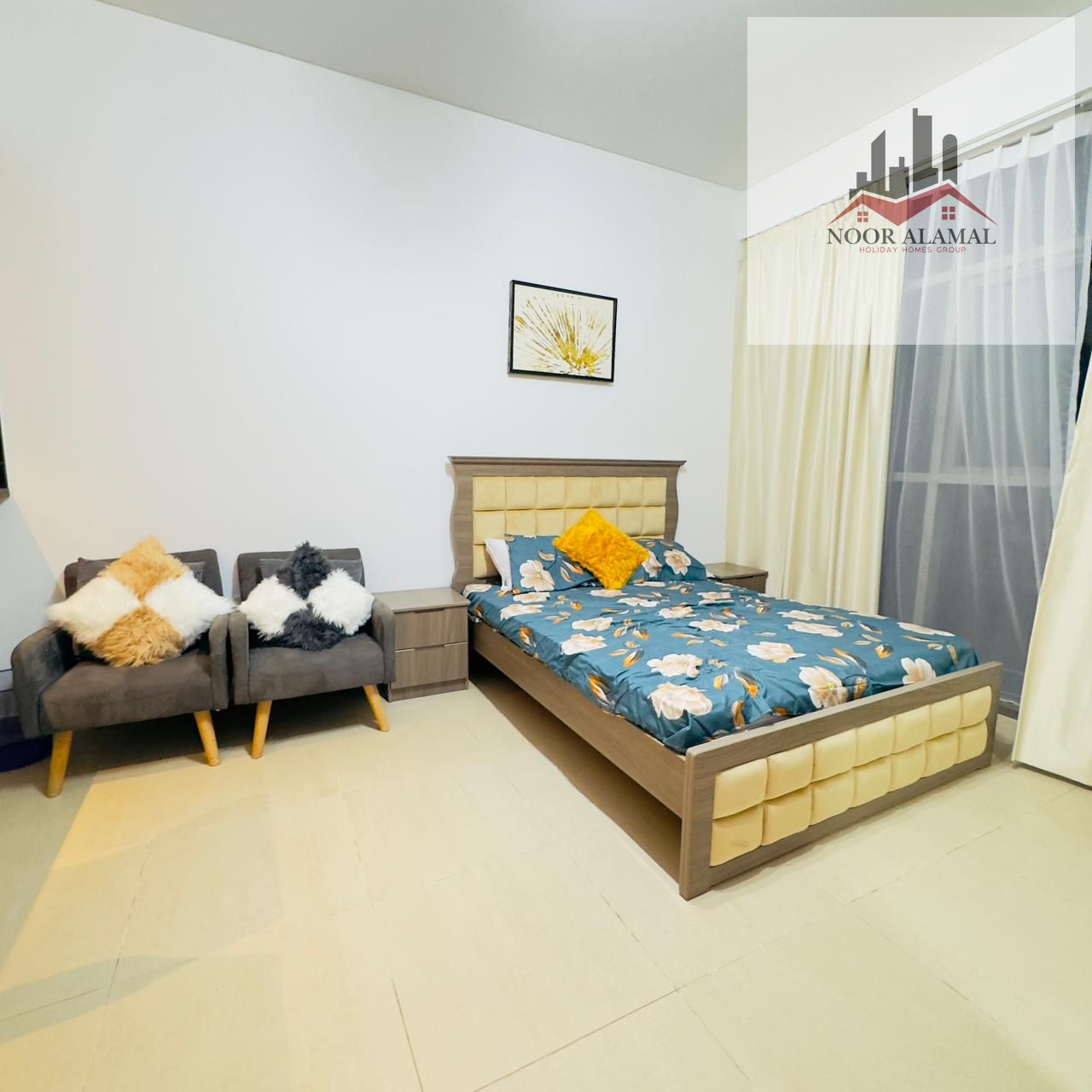 Dubai, Al Furjan, furnished studio apartment with hotel-style furnishings, first occupancy. Spacious room, American-style kitchen, and bathroom. Price