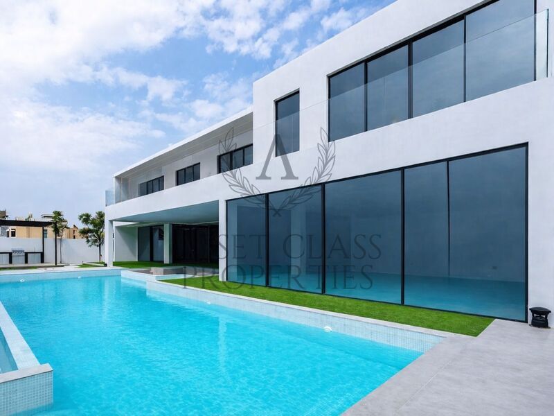 Lagoon facing | Largest Plot | Spacious Layout |