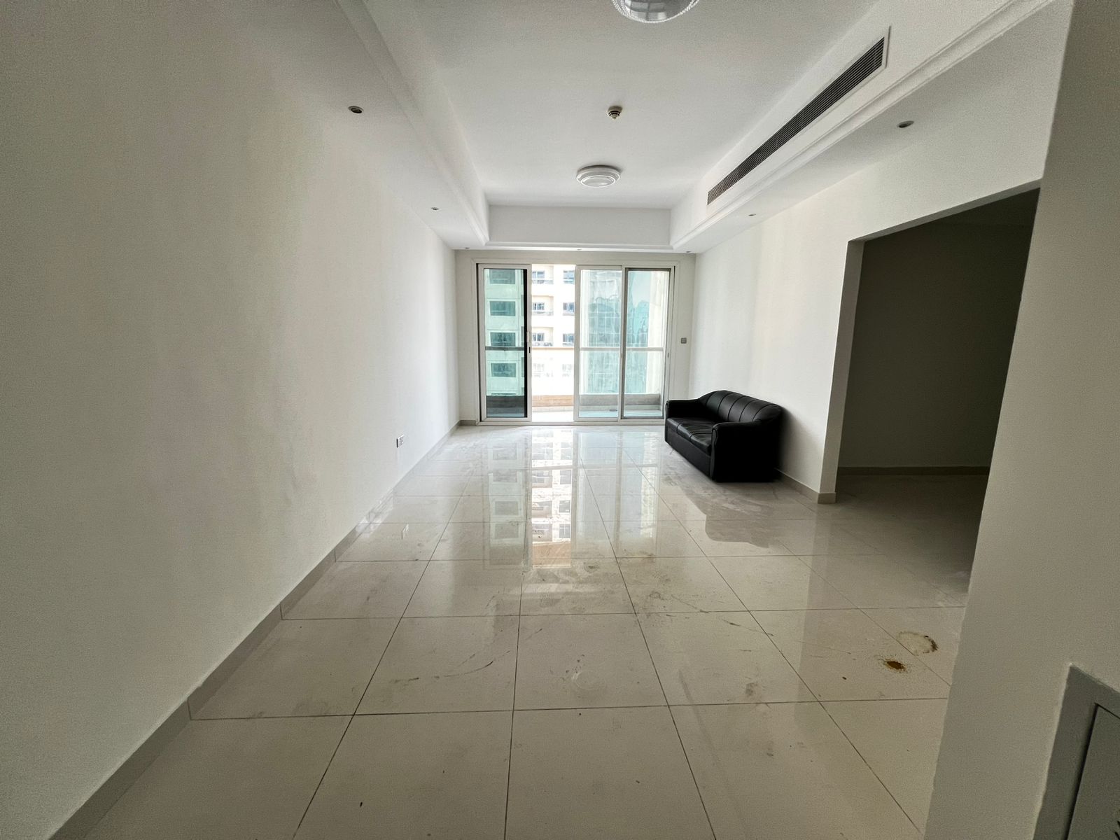 Free AC | Gym | Pool | Free Parking | Sea View | 2BHK for Rent in Al Khan Sharjah on Al Khan Corniche