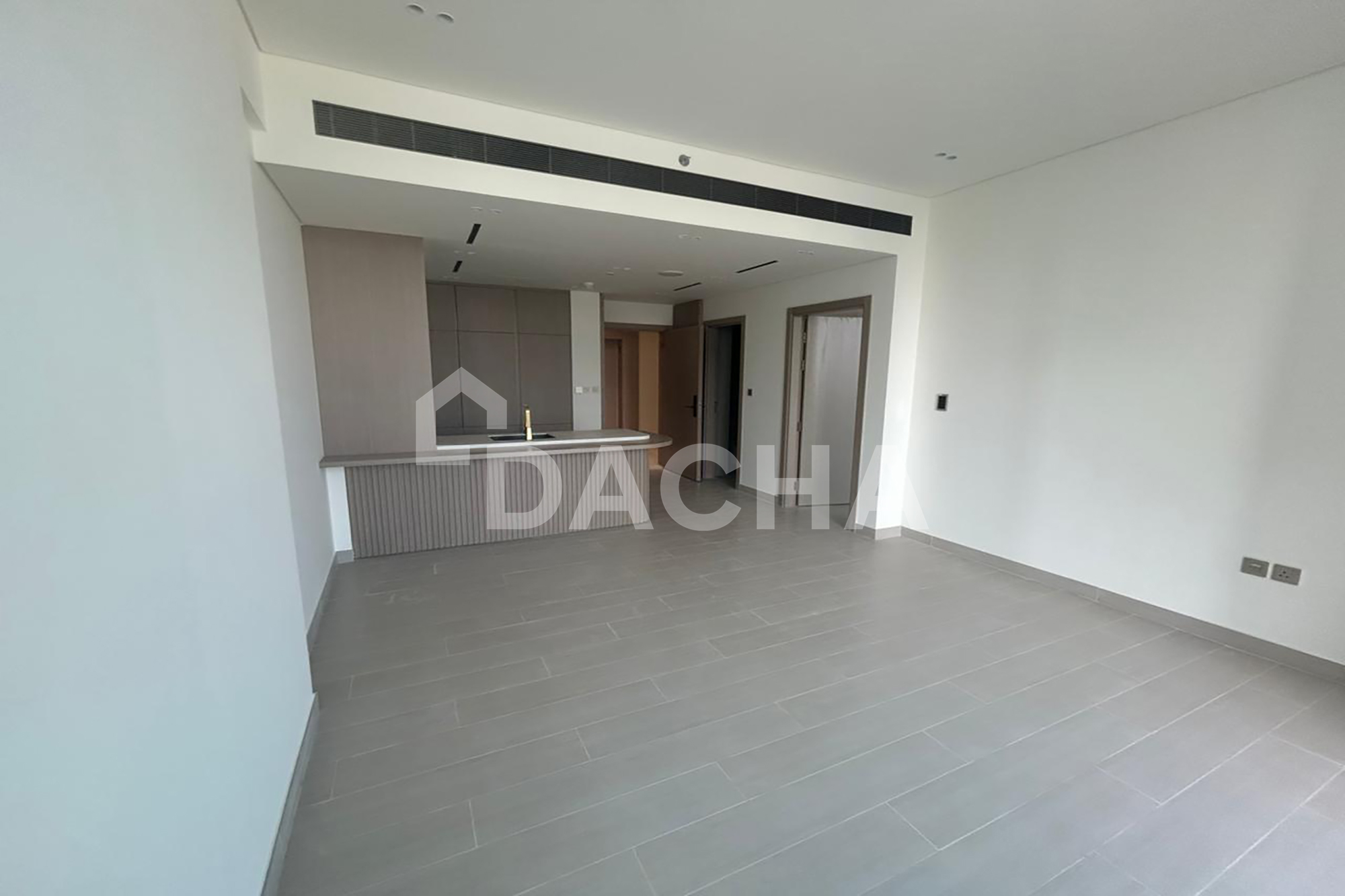 High Floor | Pool View | Tenanted