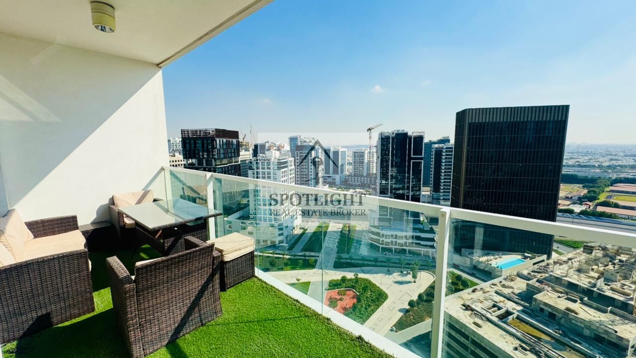Furnished Upgraded 1BR | High Floor | Ready To Move in