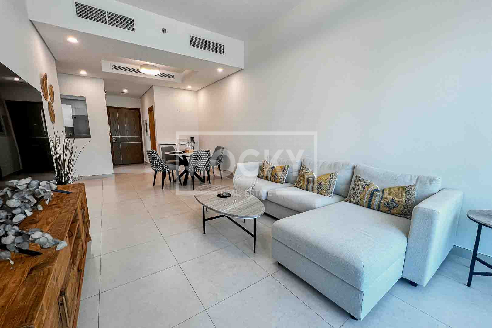Burj Khalifa View | Furnished | Vacant