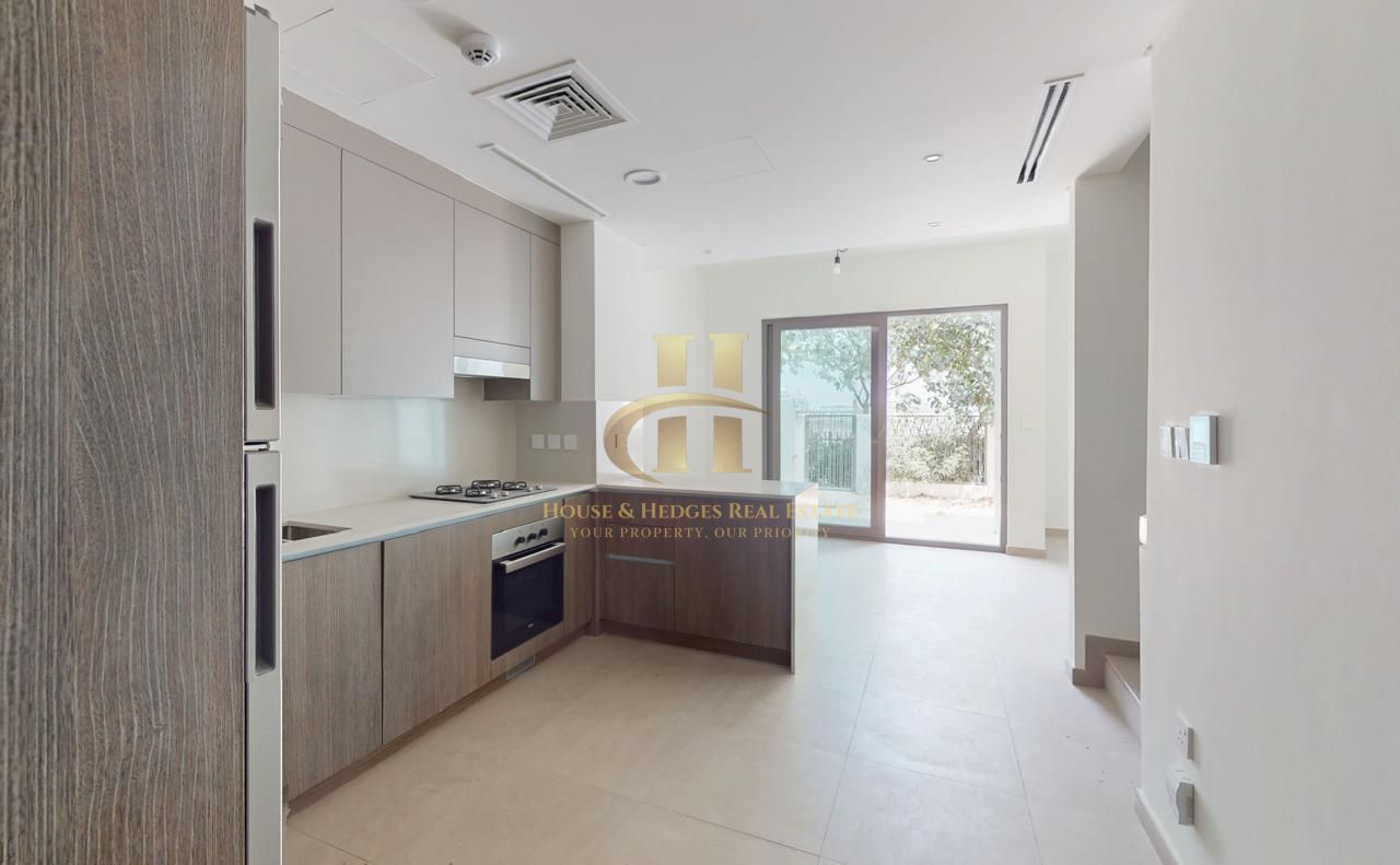 Fully Fitted Kitchen | Spacious | Ready To Move
