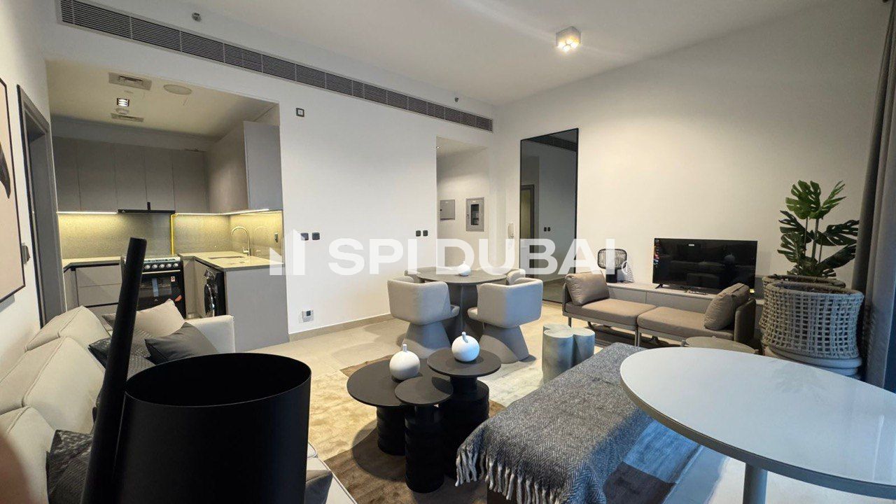 Burj View 1BR | MAG Eye | Italian Furnishing