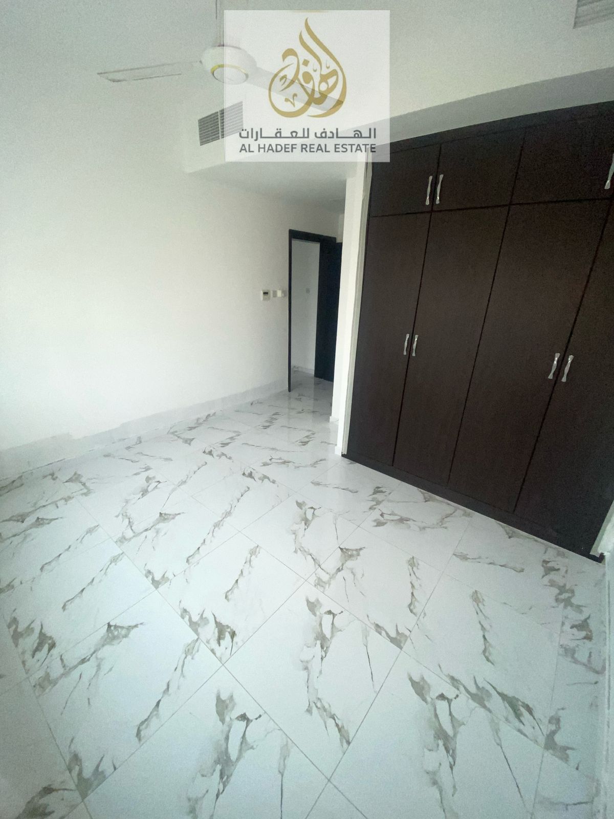 Two bedrooms and a living room with two bathrooms, built-in wardrobes, a completely separate living room, second occupancy, large spaces and a very di