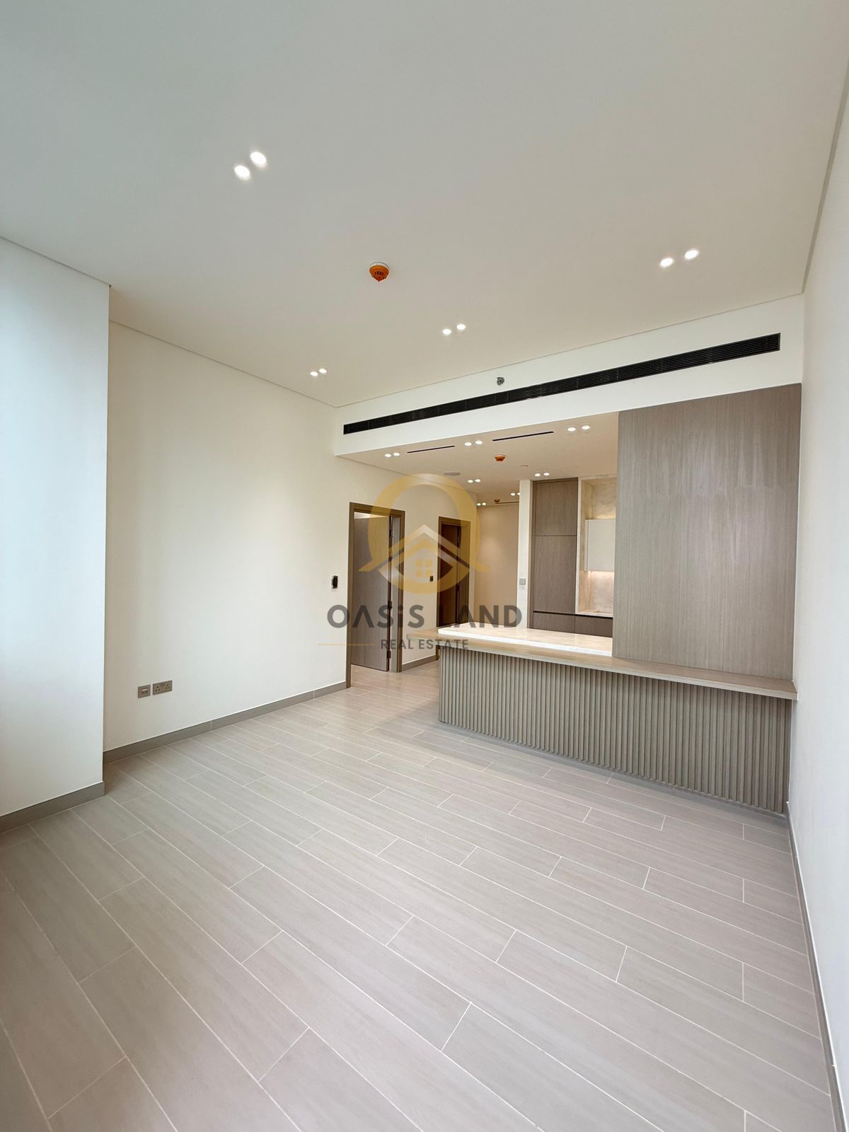 pacious 1BHK Apartment for Rent | Binghatti Phanto