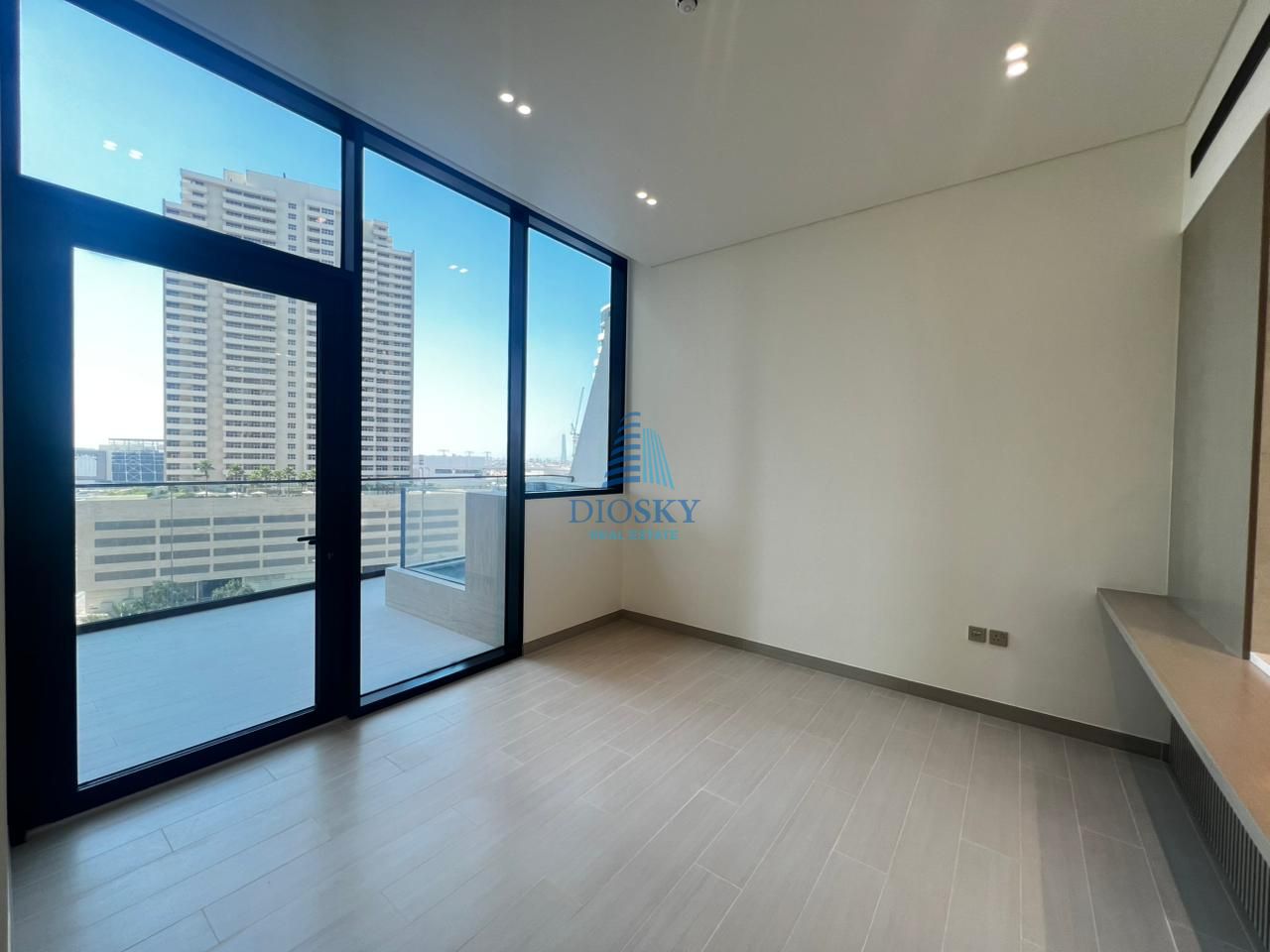 Paddle Court View | Brand New | Storage+Private Pool