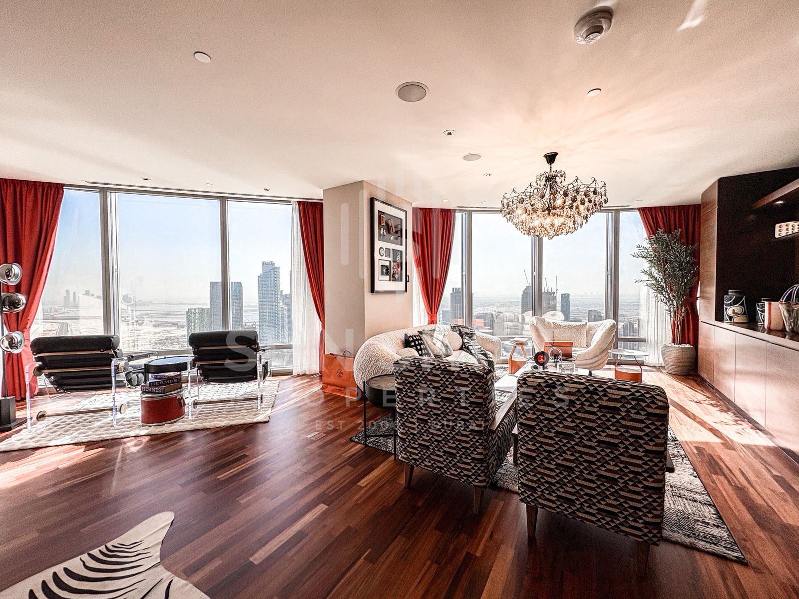 Fountain View | High Floor | Upgraded