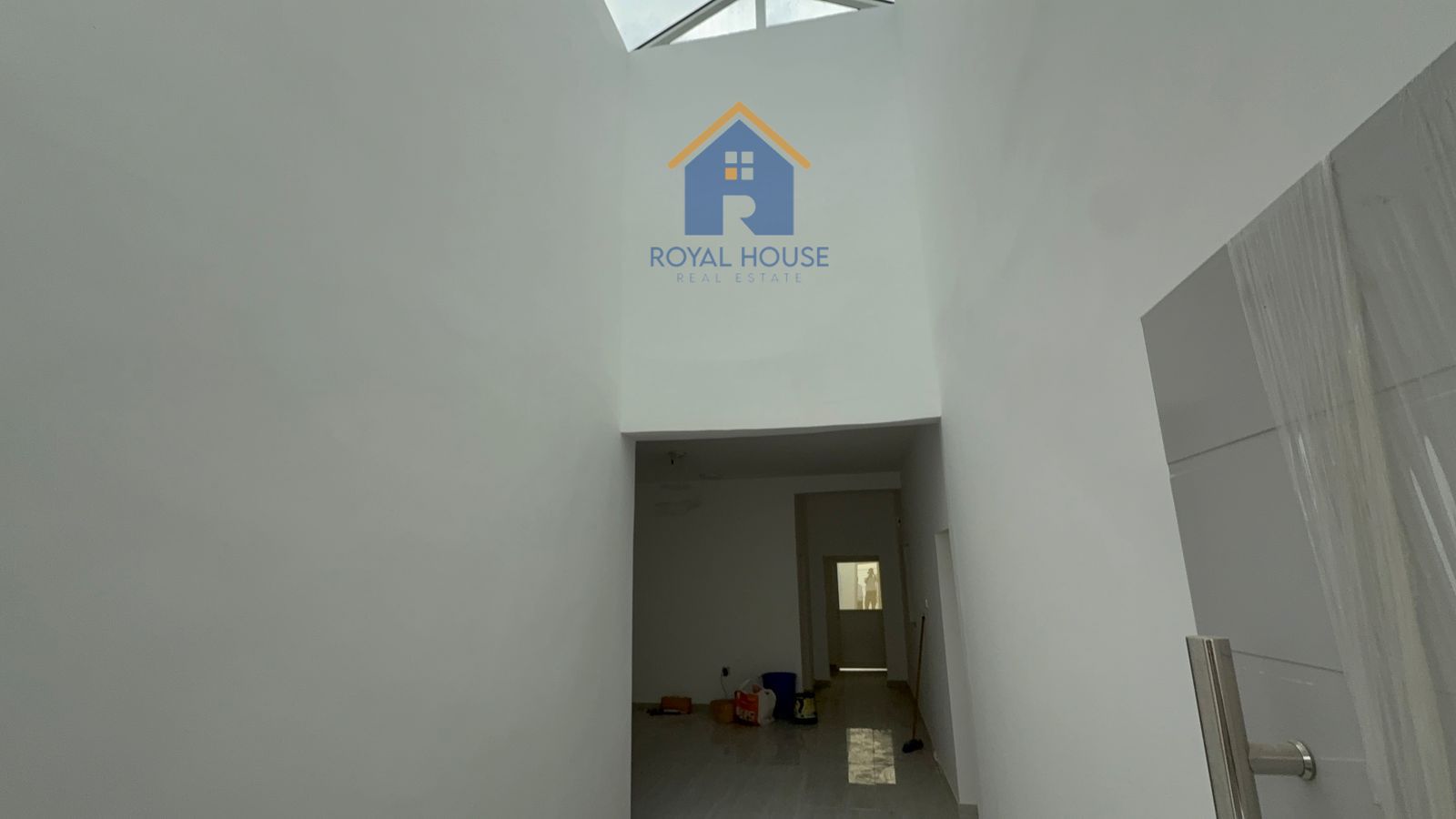 Spacious 7 BR Villa with Concierge in Al Qadsiya