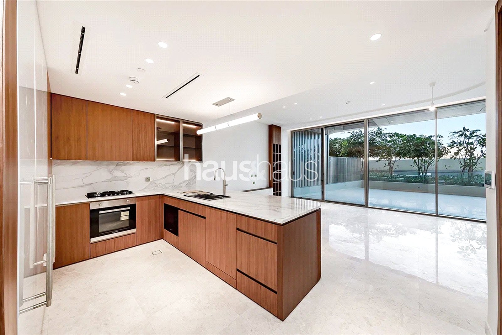Luxury | Sea Views | Spacious Balcony