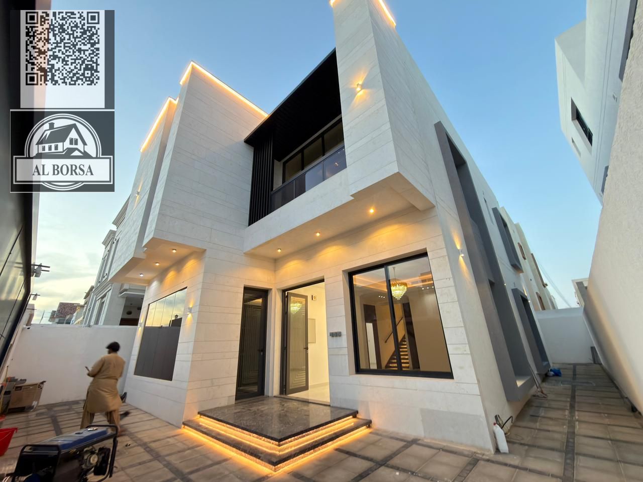 For sale: Villa in Al Yasmin – Ajman, two floors + roof, 5 master bedrooms + majlis + hall + kitchen + maid's room, modern and elegant design.