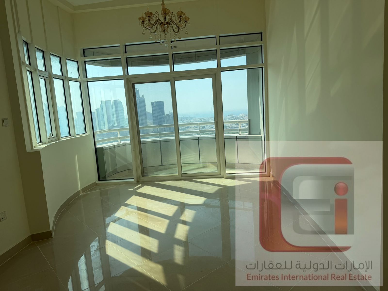 Apartment for sale in Al Majaz 1