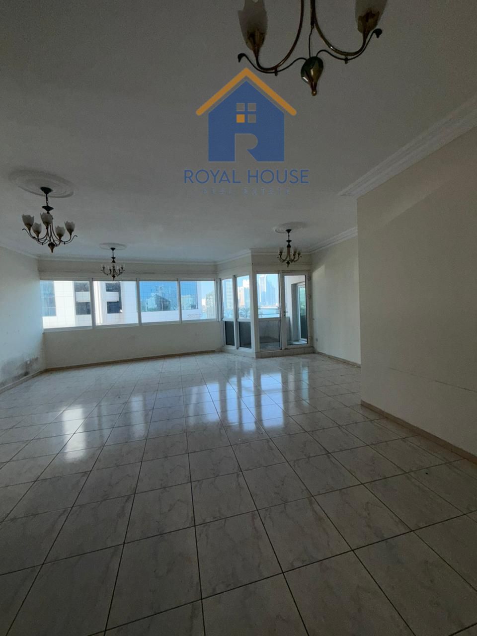 Spacious 3 BR with Sea View in Al Majaz 2