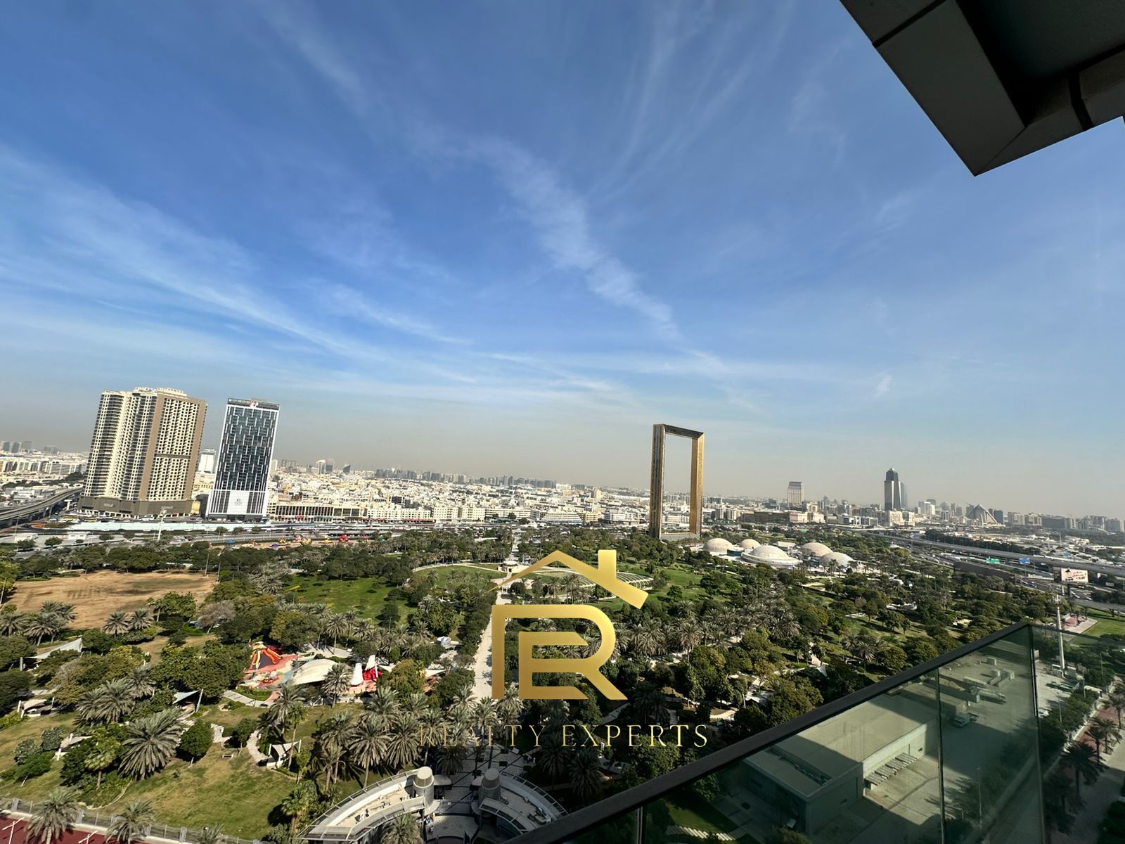 Zabeel park facing frame facing bright unit 1 bhk amazing layout /fully furnished