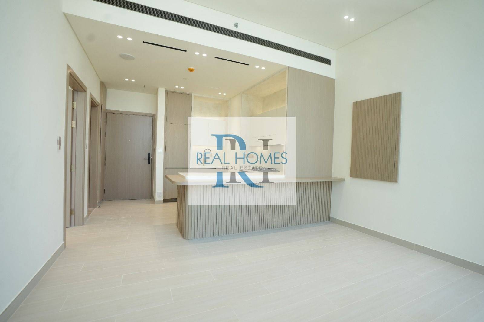 Brand New | Pool View | Private Jacuzzi | Modern