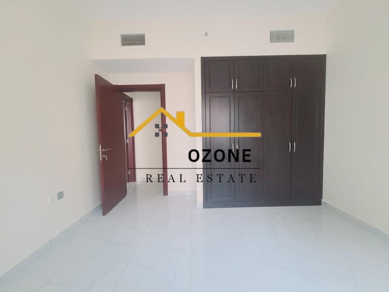 2 BHK apartment available for rent at AED 46,000/year with parking