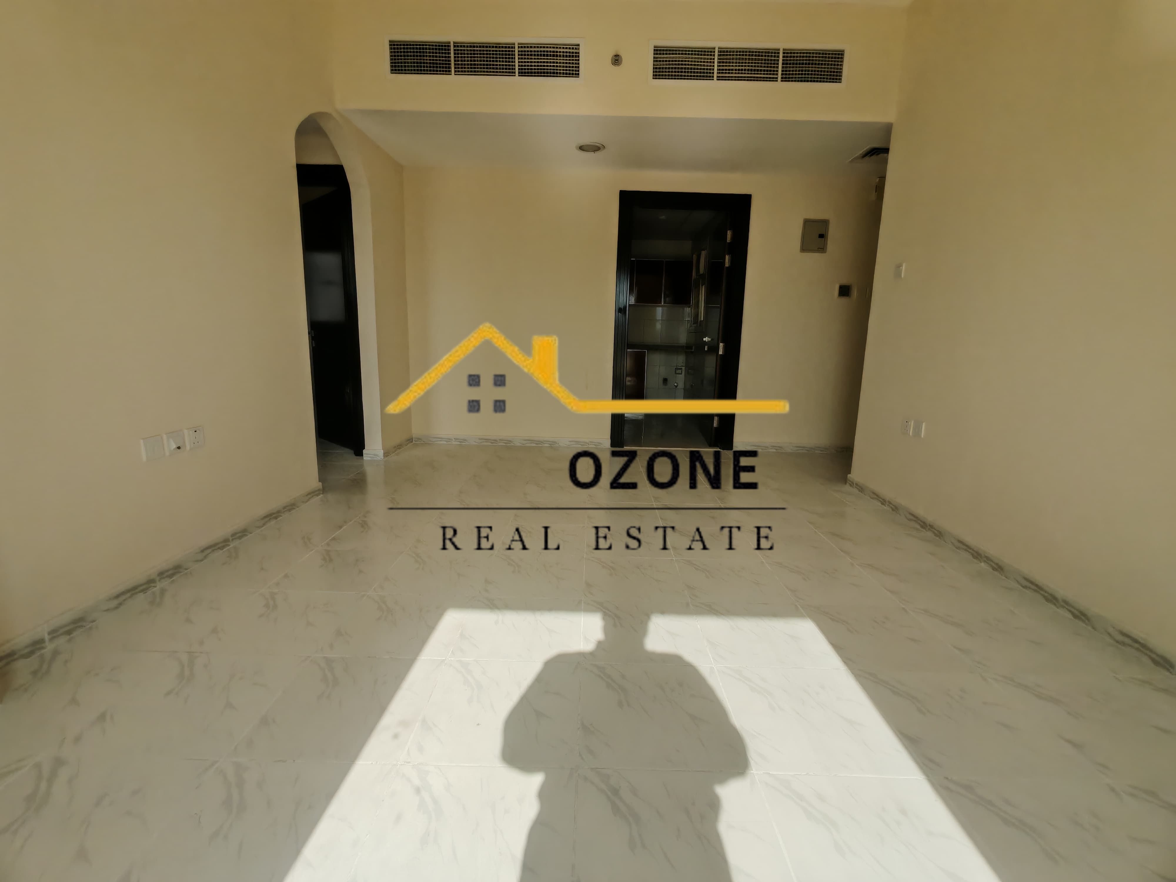 2 BHK apartment with master bedroom and balcony, available for AED 47,000/year.