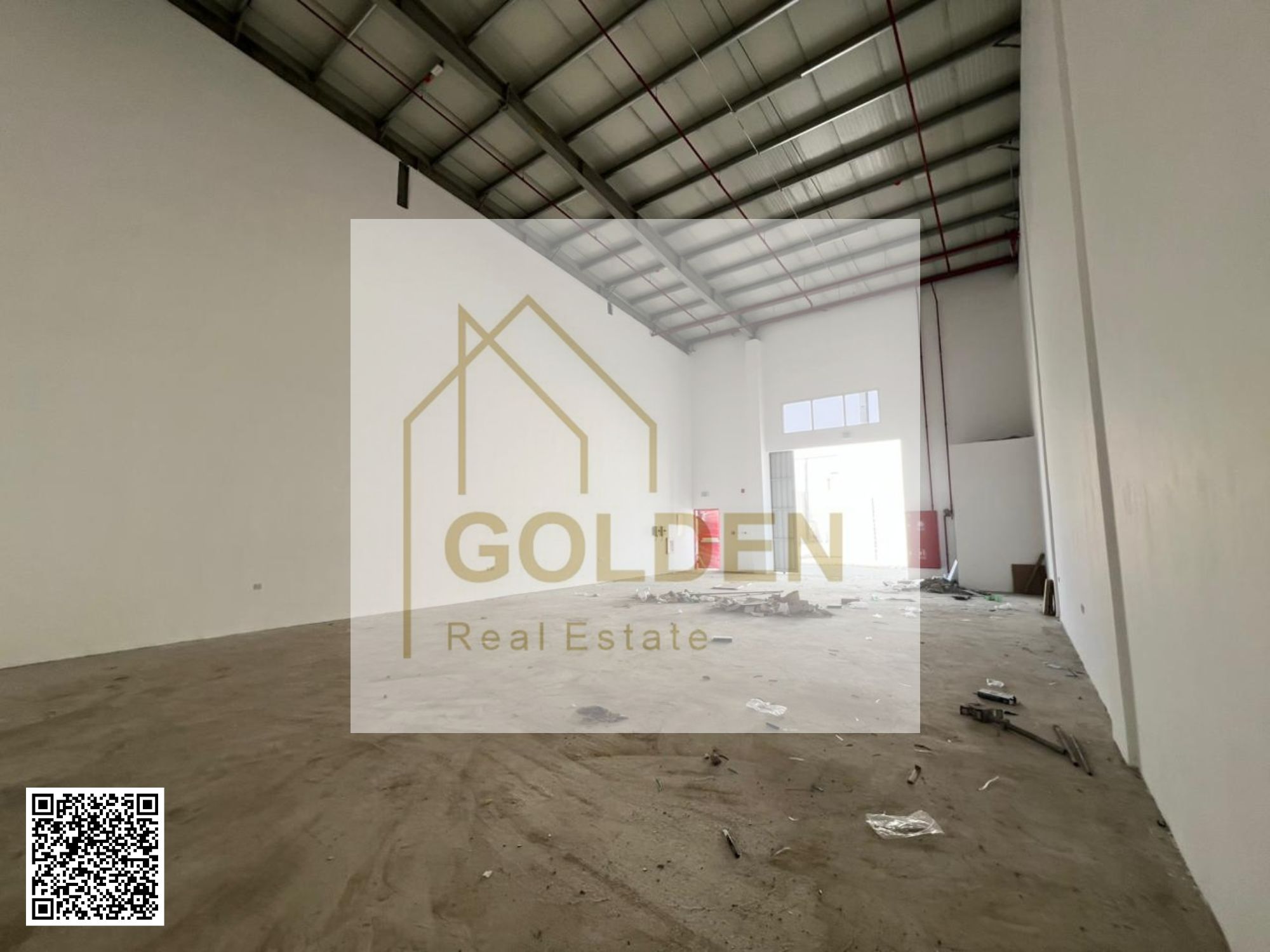 Brand-new warehouse with suitable power capacity and a practical layout ensuring smooth daily operations.