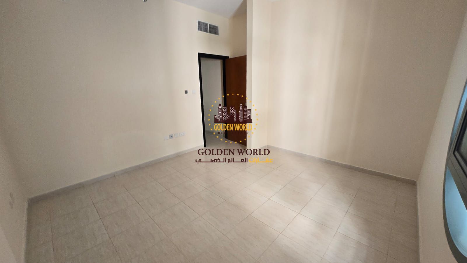 Two-bedroom apartment with living room in Al Majaz 2, kitchen balcony, nice finishing, two bathrooms, open view, clean tower, close to services, rent