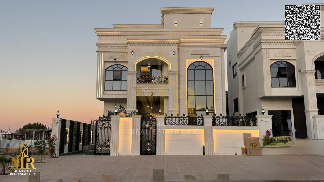 Own now a villa in a prime location near all services, 2 floors + roof, 6 master bedrooms, price includes all ownership fees!