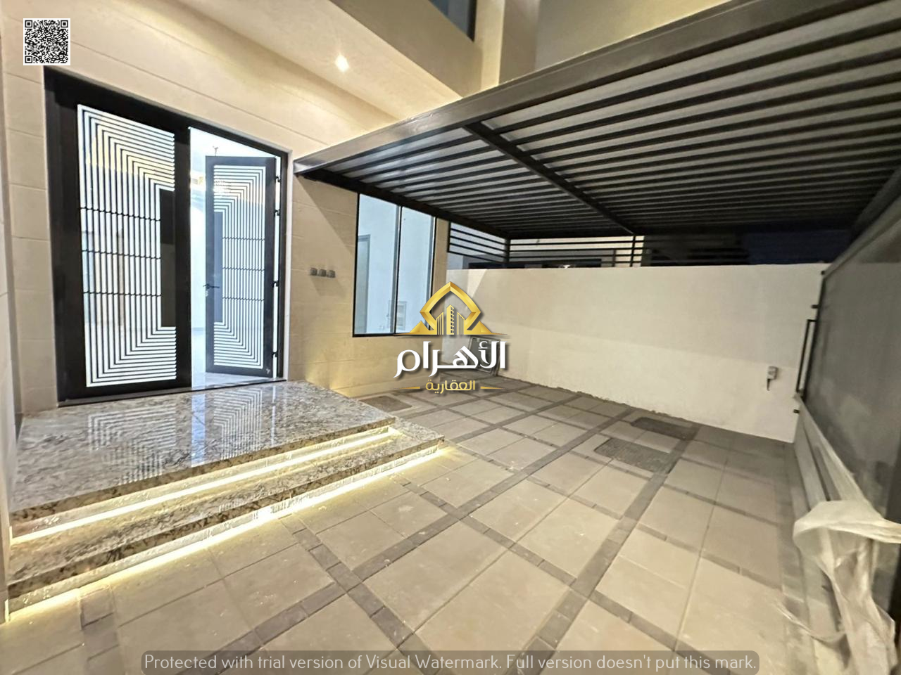 A unique opportunity to own a villa with an elegant classic design and a rooftop terrace in a prime location, at a price that includes electricity, wa