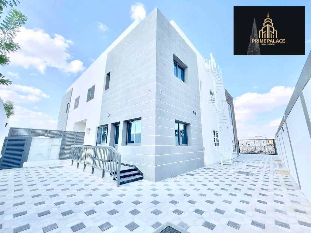 Brand new Modern Design 5BR Villa Ready to move Corner
