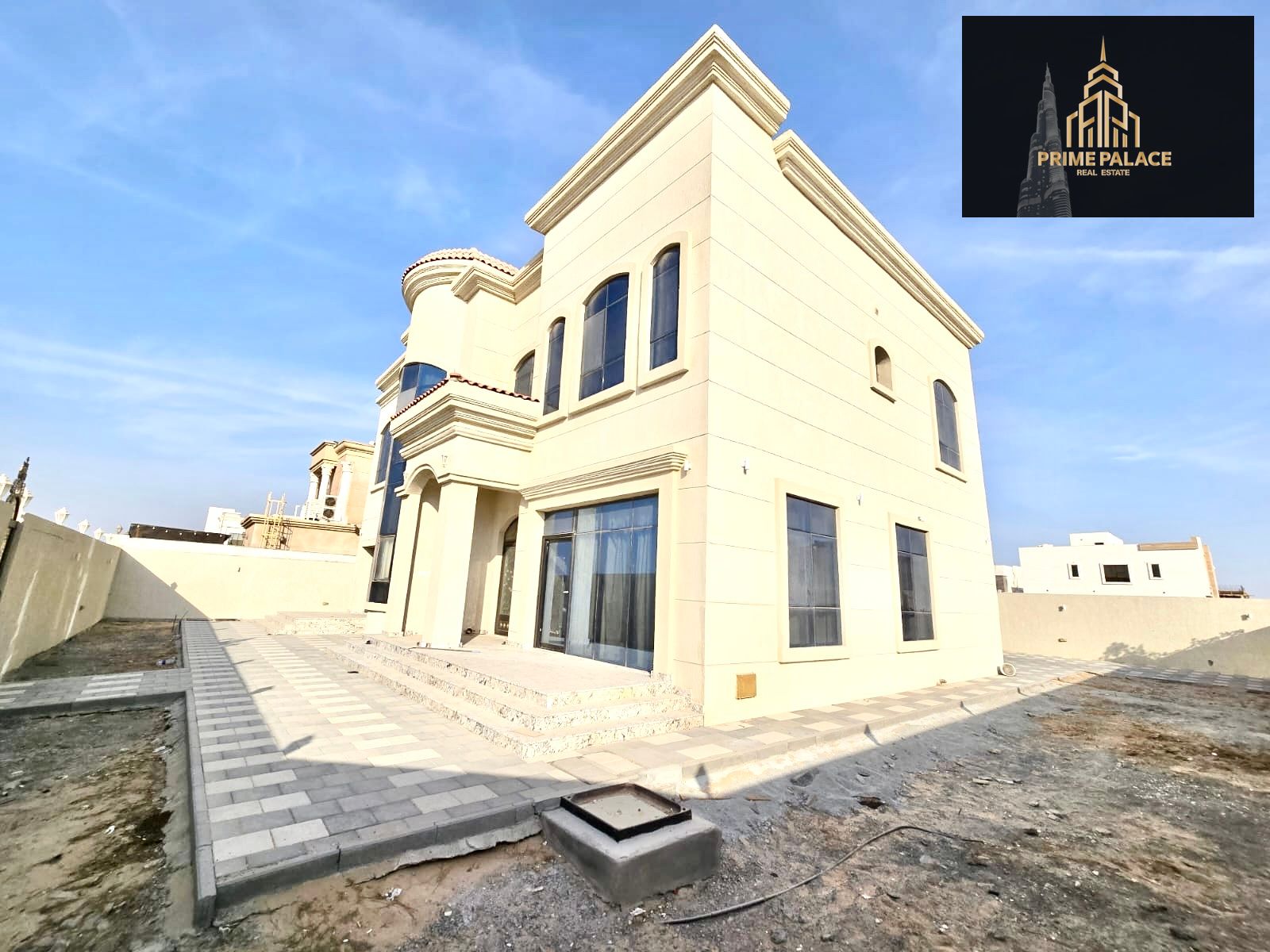 Brand new 5BR Fully Independent Villa Big Siza ready to move