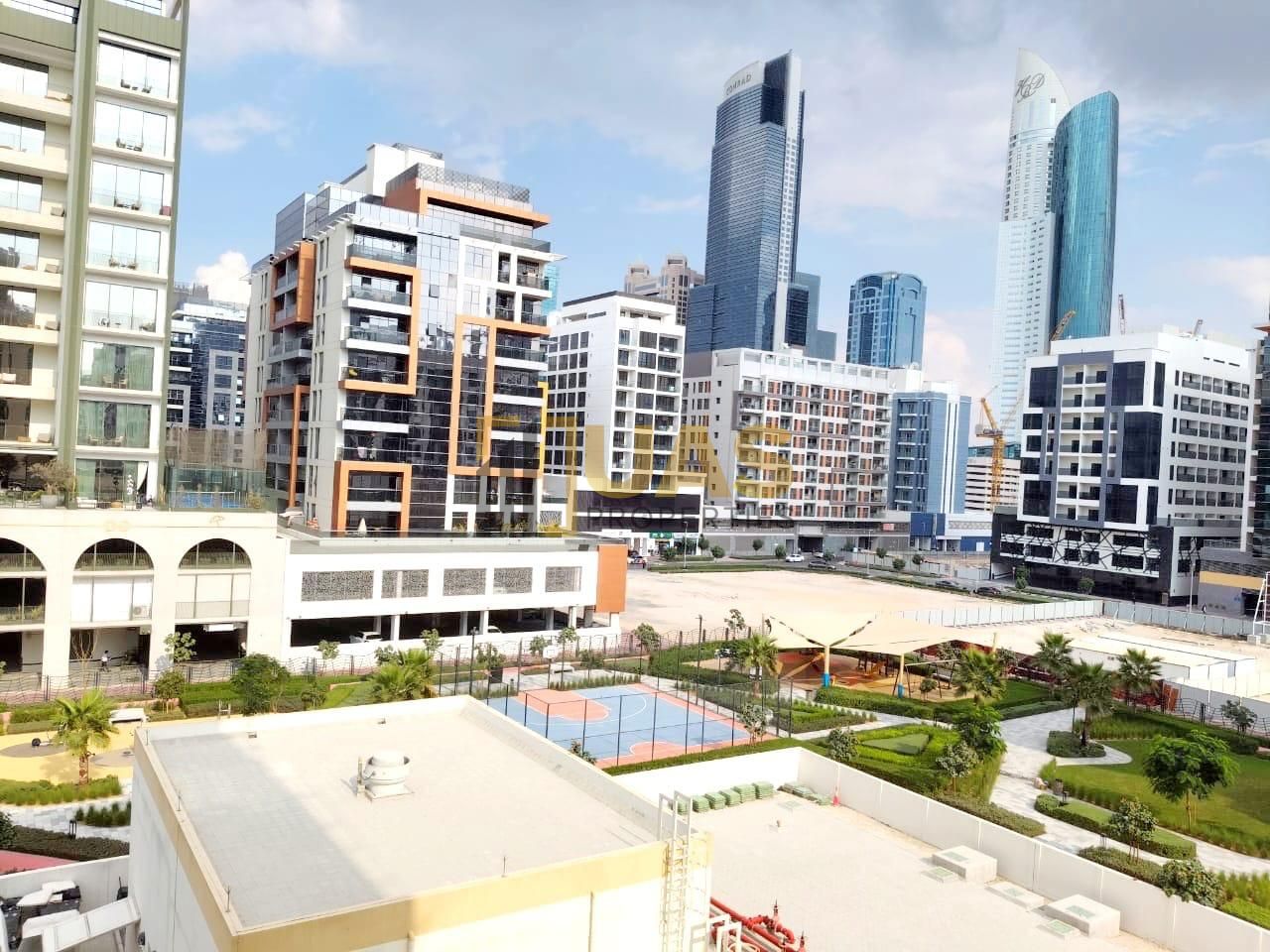Elegant 2BHK | Closed Kitchen | Prime Location