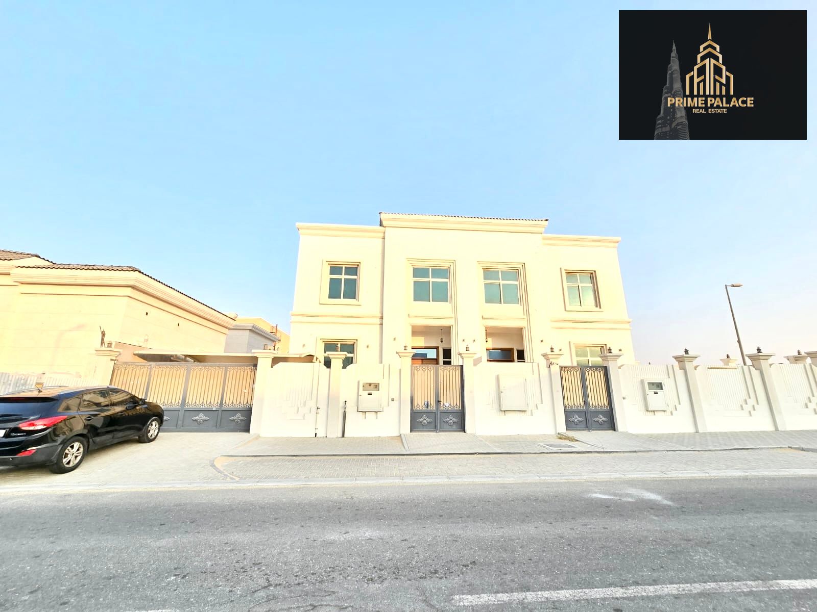 New Twin Villa 5BR Spacious Size Ready to Move