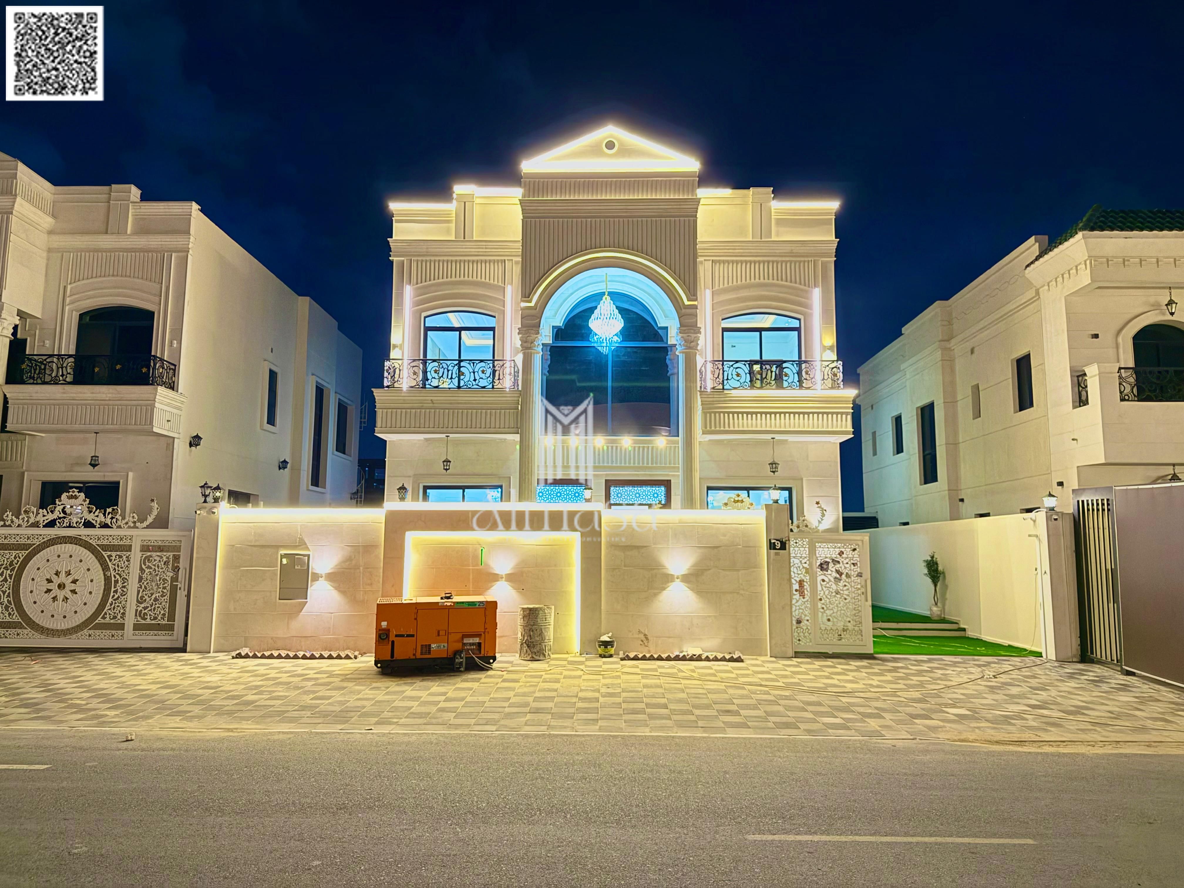 Own your dream villa on a main street. Palace-style design, high-end finishing, registration and ownership fees included, in a prime location.