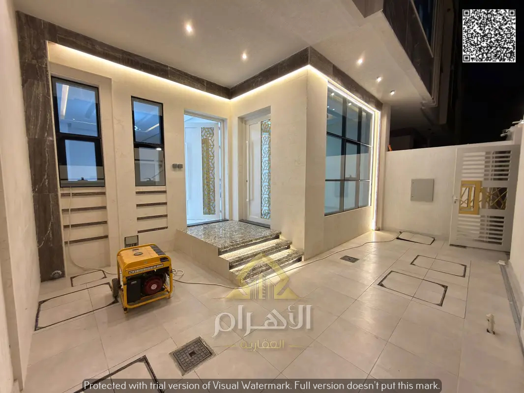 With the lowest possible down payment and at a price (including registration and ownership fees) - Own a luxury villa - Prime location on the main str