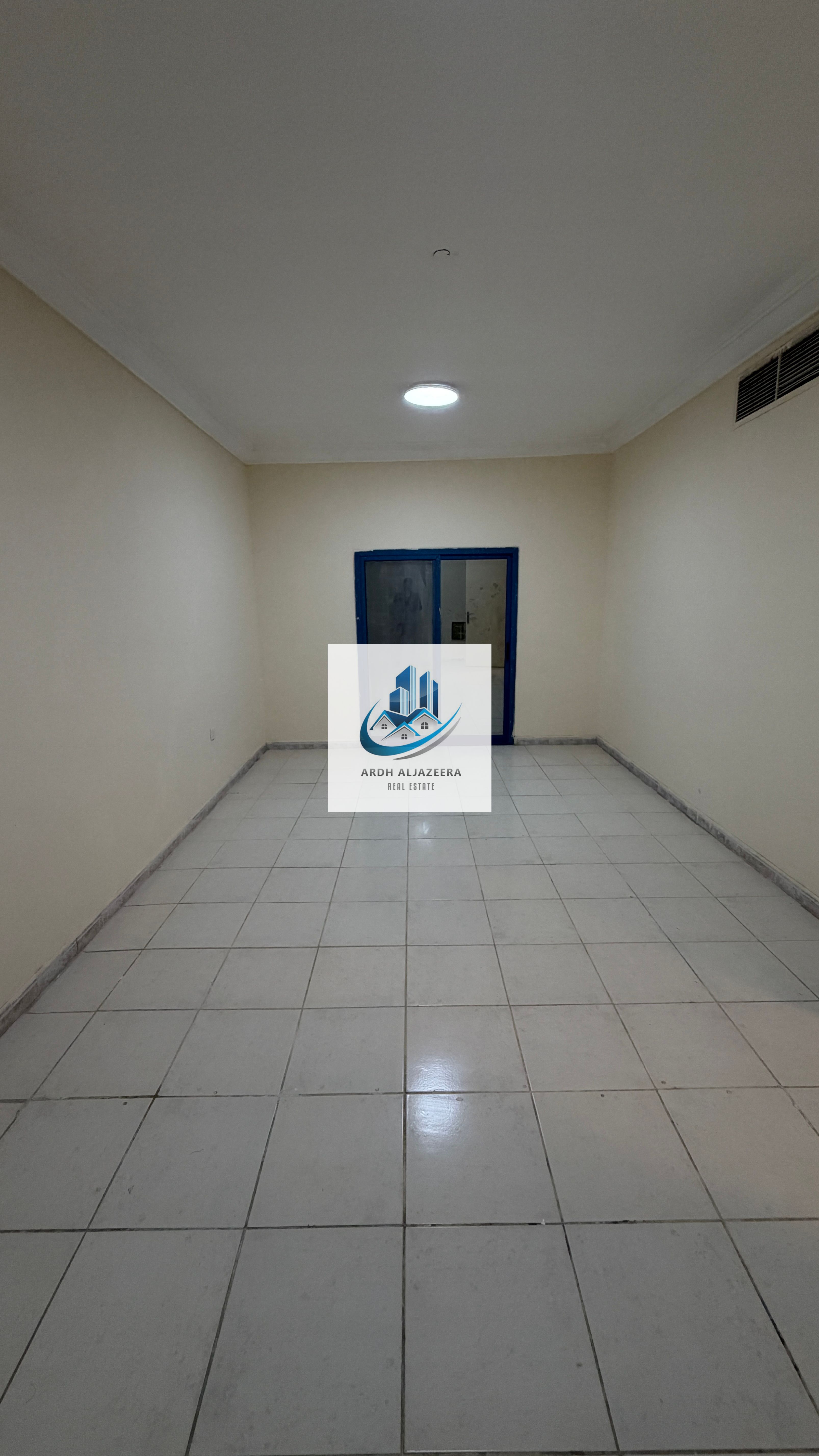 2 BHK for Family / Family Sharing / Company Staff | Closed Hall | 2 Washrooms | Near Sahara Center with balcony